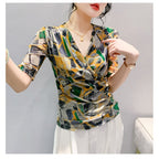 Casual Retro Standard Half Sleeve Regular V-neck All-match Bottoming Shirt